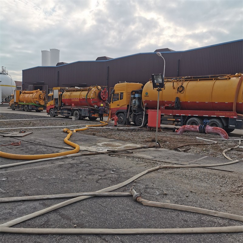 涧西污水池清理