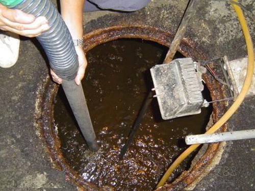 涧西隔油池清理